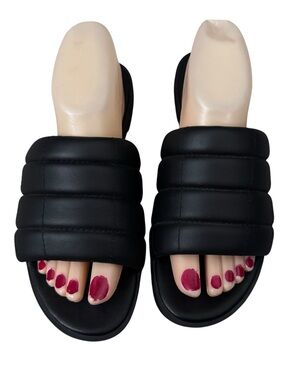 Sorel Ella III Black Quilted Puff Leather Sandals Size 9
